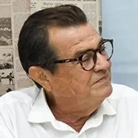 Aperte o Play - Por Petrônio Souto