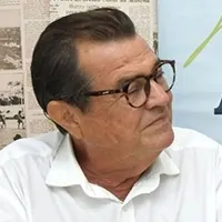 Aperte o Play - Por Petrônio Souto