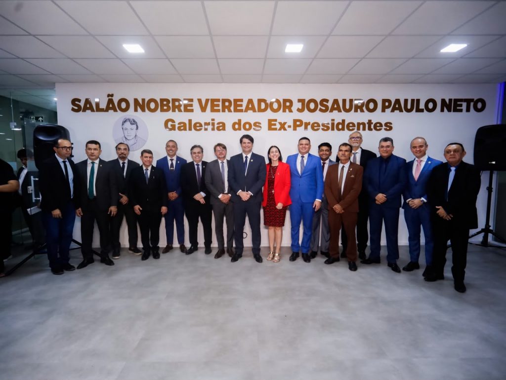 Leo Bezerra destaca valorização do Centro Histórico com inauguração da nova sede da Câmara Municipal